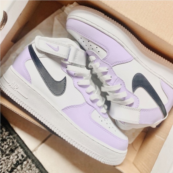 Nike Shoes - Nike Air Force 1